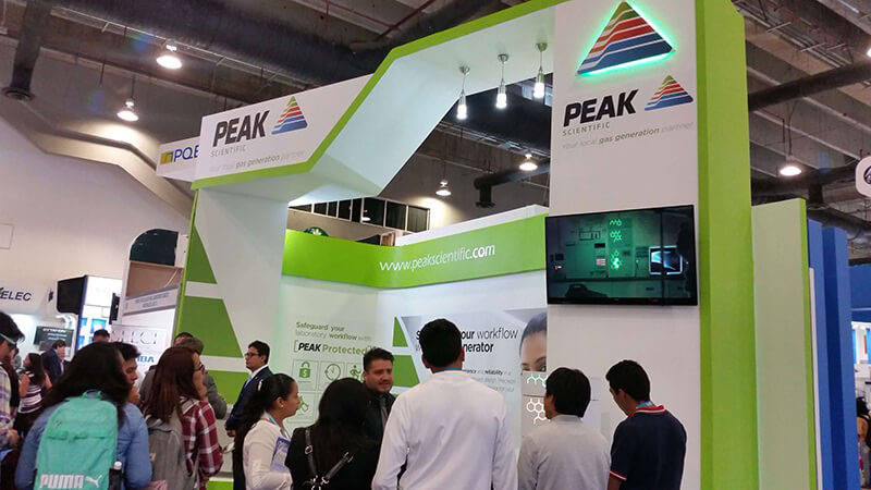 Peak exhibits at ExpoFarma 2017