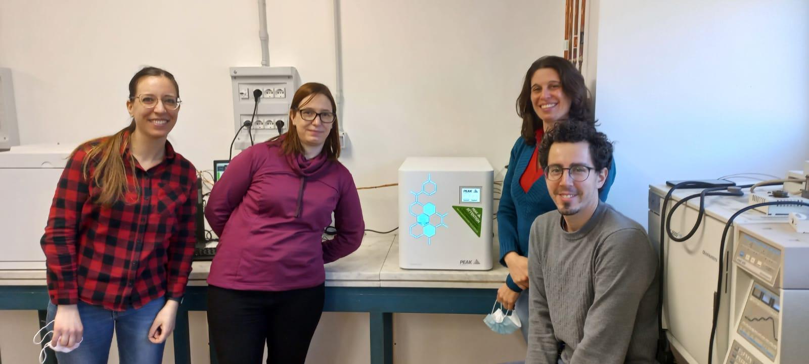 University of Ferrara uses PEAK hydrogen generator for GC research